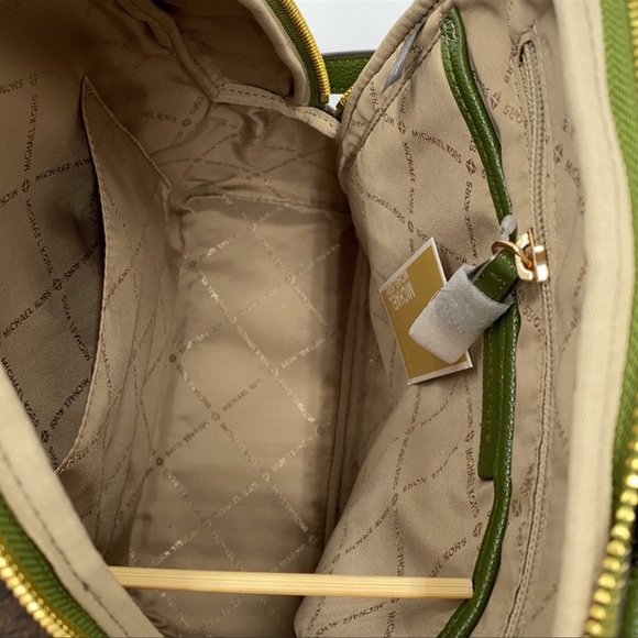 MICHAEL KORS ERIN MEDIUM BACKPACK EVERGREEN - Picture 16 of 16